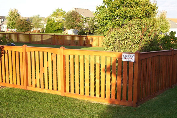 Traditional Colonial Spaced  by Paramount Fence in Illinois