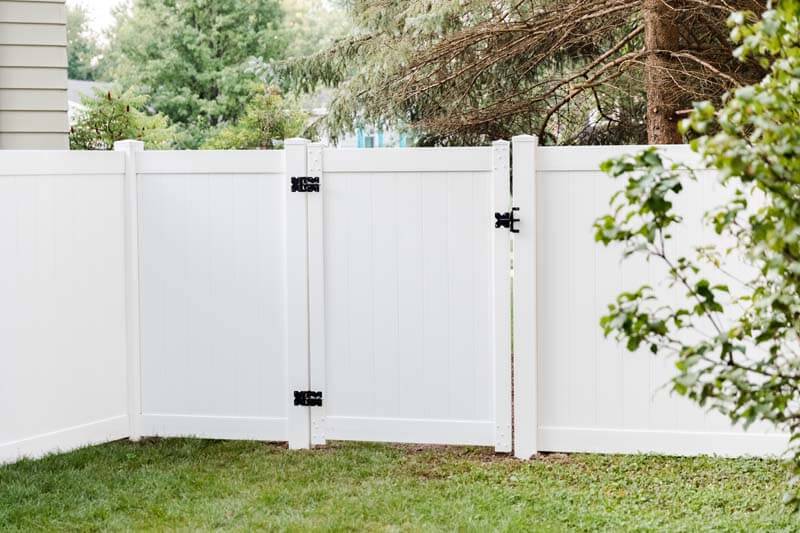 PVC / Vinyl fence, Chicago, IL